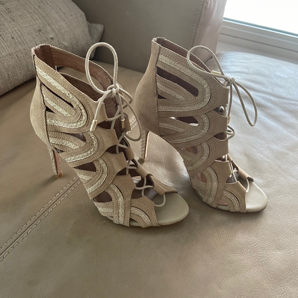 Joie sandals